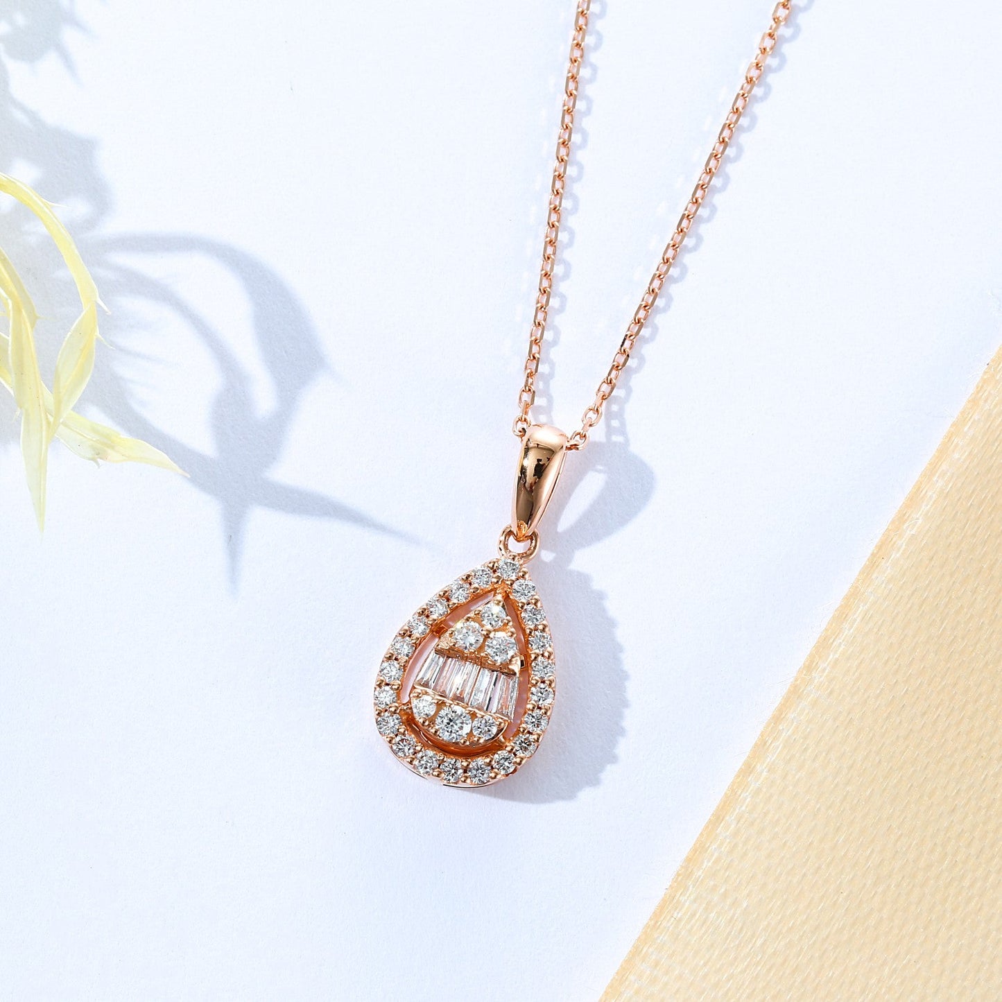 Elegant Round T-Shape Drop Pendant Jewelry - White Diamond Pendant