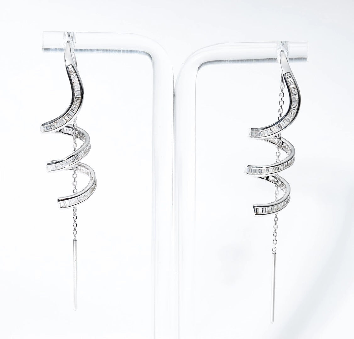 Elegant Twisted Diamond Earrings - A Sparkling Jewelry Choice - Jeweler.Jewelry