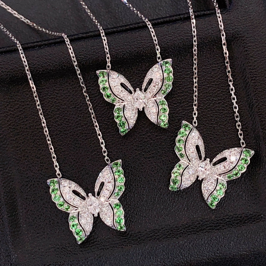 Emerald Butterfly Pendant Necklace - Luxurious Gemstone Jewelry - Chevrolet pendant