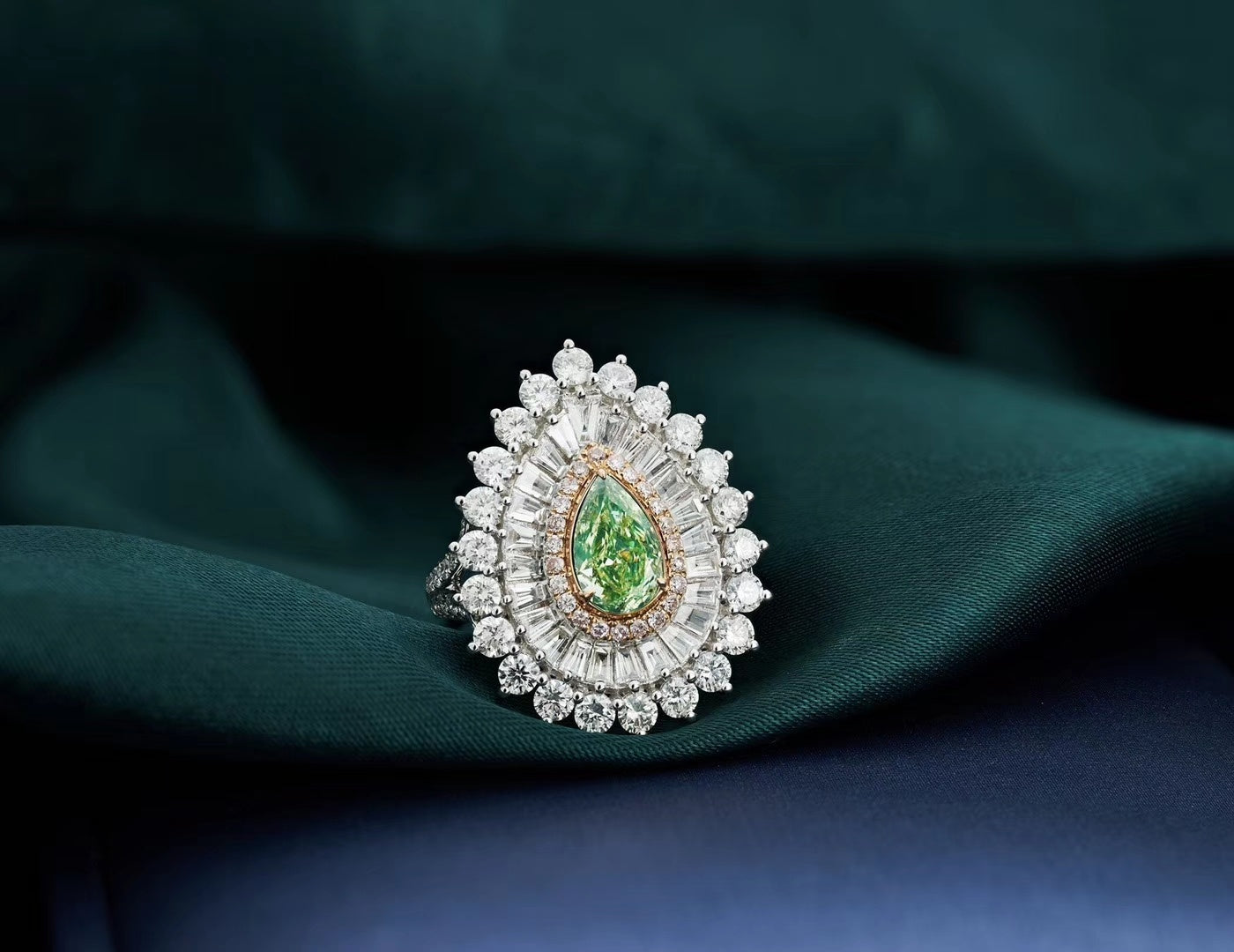 Emerald Cut Green Diamond Drop Ring - Luxurious Jewelry Piece - Green Diamond Ring