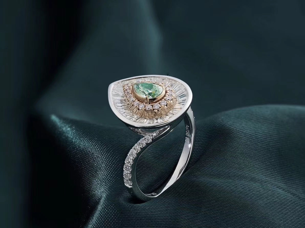 Emerald Green Diamond Ring 13# - Luxurious Jewelry Piece - Green Diamond Ring