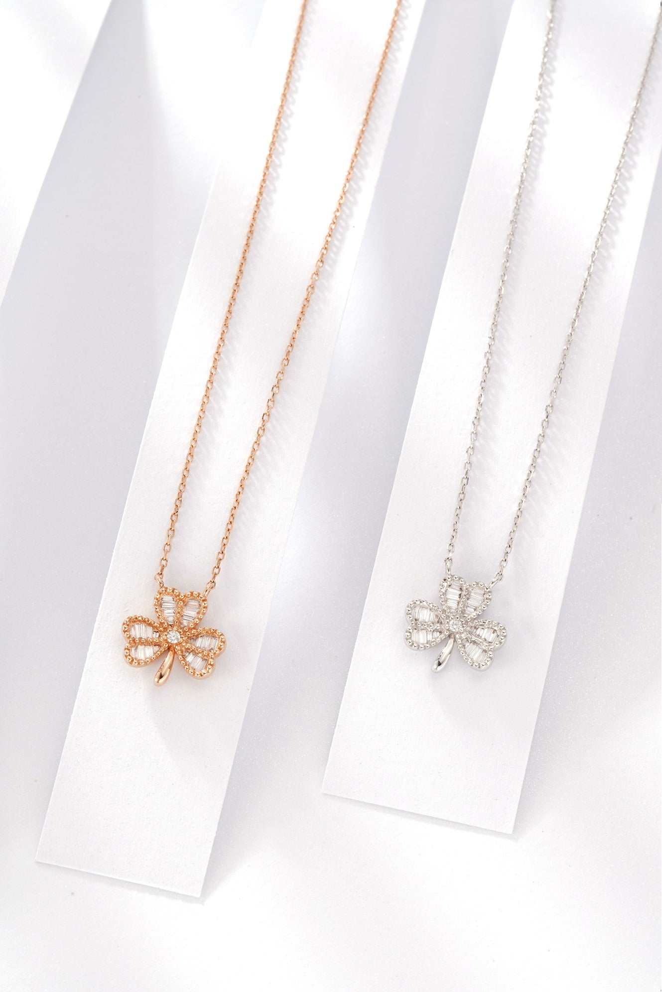 Enchanting Clover Pendant Jewelry - A Sparkling Gem for Every Occasion - White Diamond Pendant