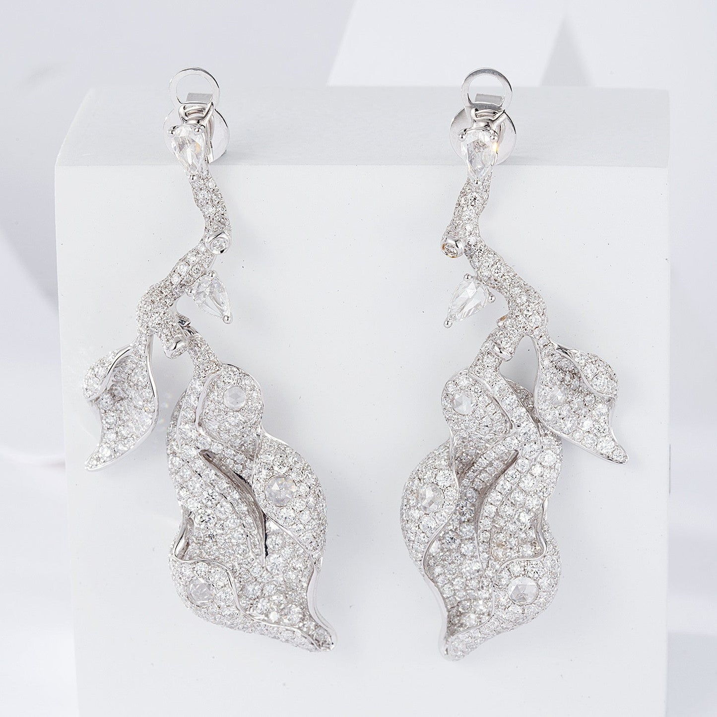 Enchanting Leaf Earrings in Jewelry Collection - Jeweler.Jewelry