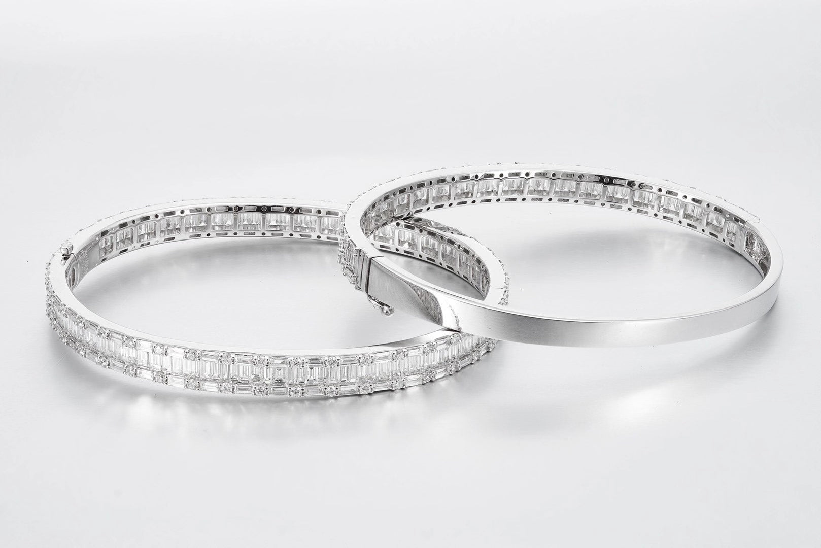 Exquisite Diamond Bracelet with Semi-Circle Design | Premium Jewelry - White Diamond Bracelet