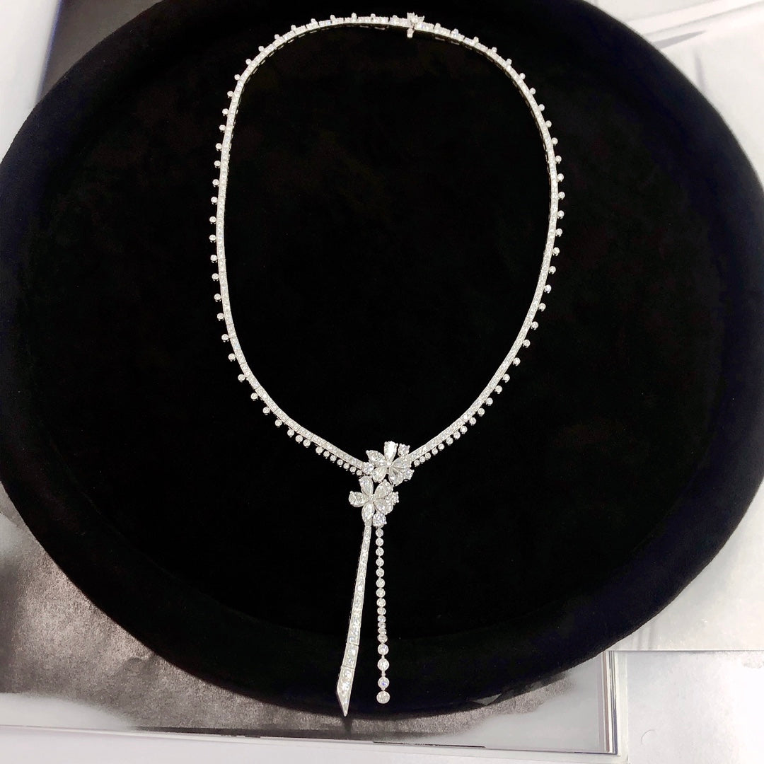 Exquisite Double Five-Flower Round Diamond Pendant Set - White Diamond Necklace