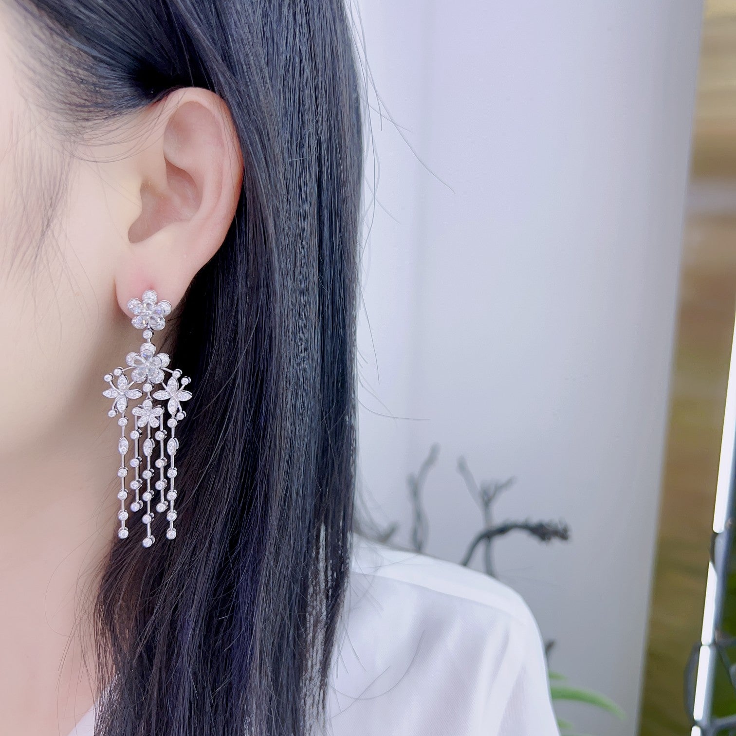 Exquisite Five-Flower Tassel Earrings - Premium Jewelry - Jeweler.Jewelry