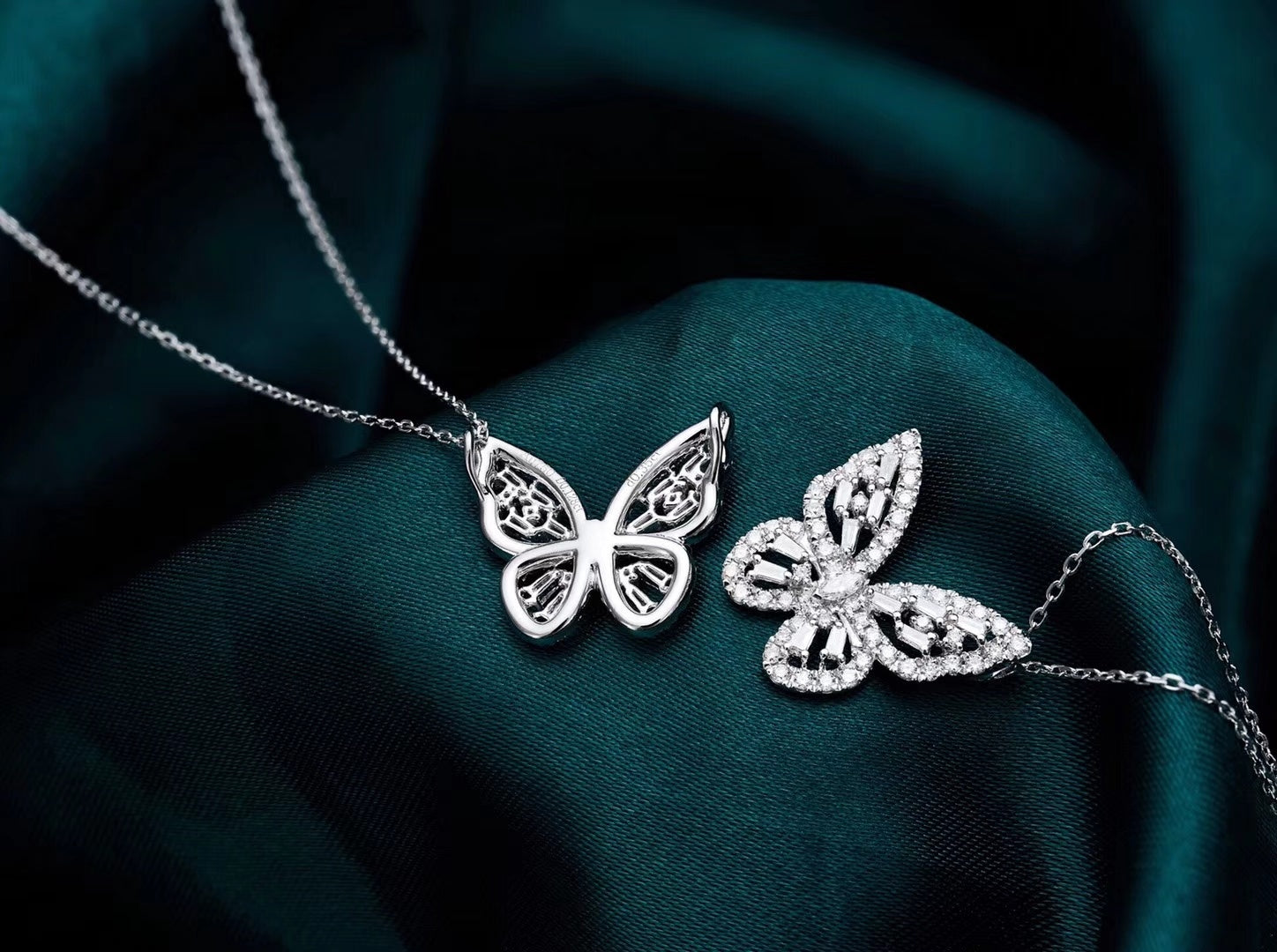 Exquisite Hollowed-Out Butterfly Pendant Jewelry - White Diamond Pendant