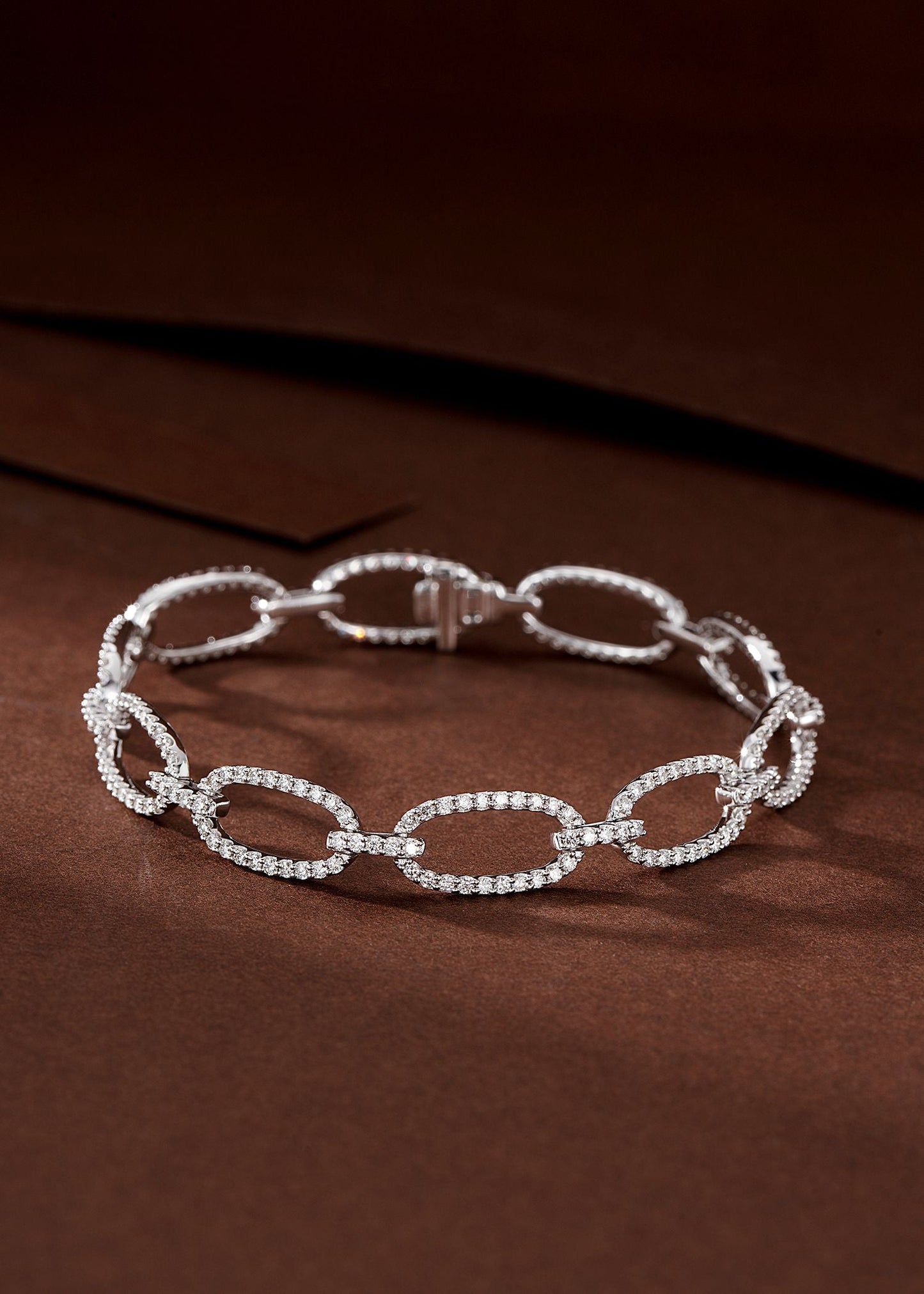 Exquisite Hollowed-out Ellipse Bracelet - Premium Jewelry - White Diamond Bracelet