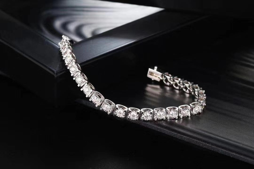 Exquisite Ox Head Bracelet - Premium Jewelry Collection - White Diamond Bracelet