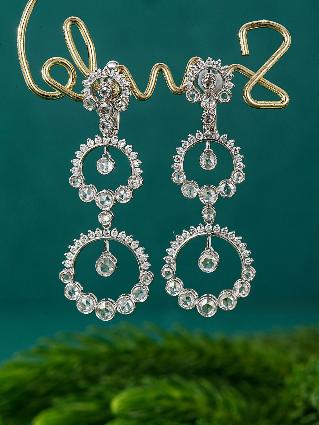 Exquisite Three-Circle Earrings in Jewelry Collection - Jeweler.Jewelry