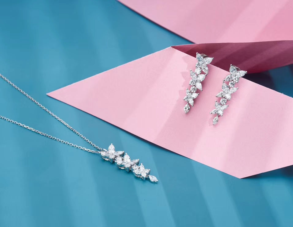 Exquisite Three-Flower Jewelry Set - A Must-Have Elegance - White Diamond Set System