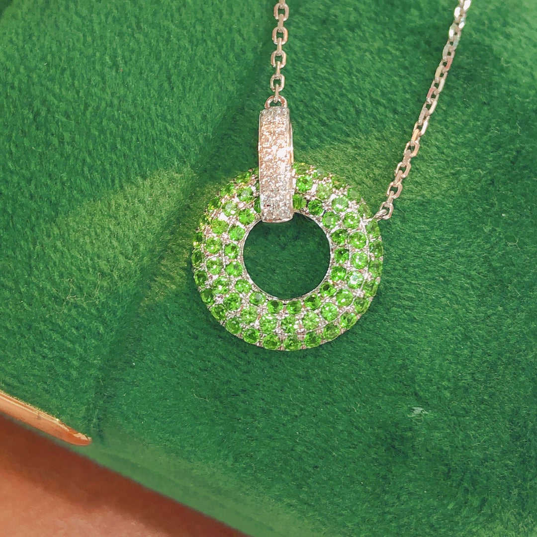 Exquisite Tsavorite Double-Loop Pendant Jewelry - Chevrolet pendant