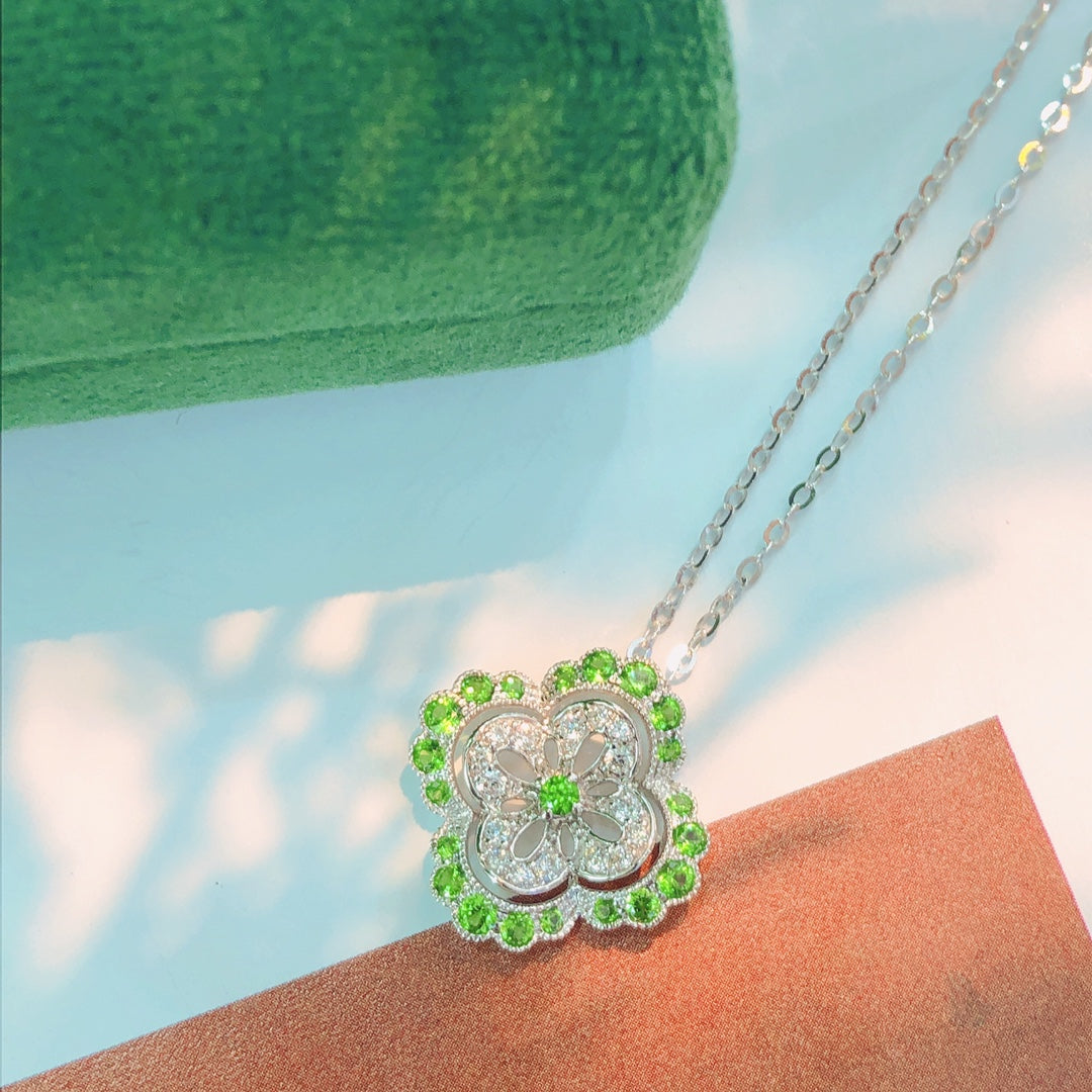 Exquisite Tsavorite Four-Leaf Clover Pendant Jewelry - Chevrolet pendant