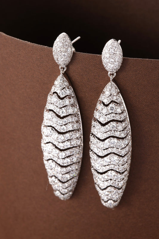 Exquisite Wave Earrings - Sparkling Diamond Jewelry - Jeweler.Jewelry