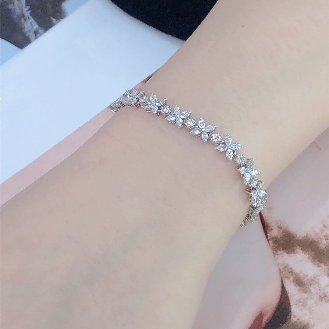 Four-Leaf Clover Bracelet - Premium Jewelry Collection - White Diamond Bracelet