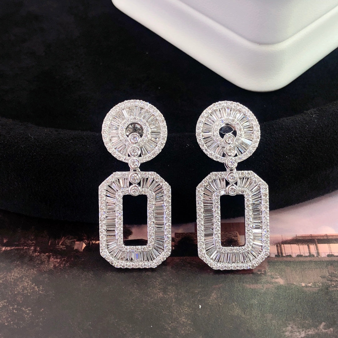 Glamorous T-Shape Round Earrings in Jewelry Collection - Jeweler.Jewelry