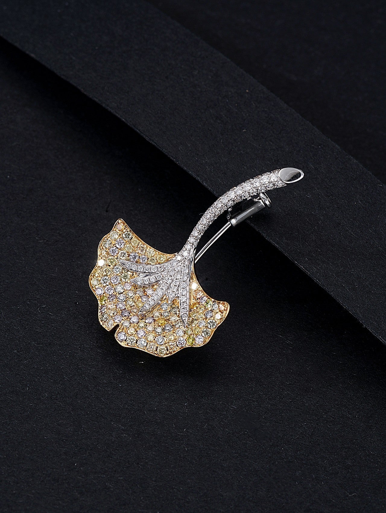 Golden Ginkgo Leaf Brooch Jewelry - A Sparkling Choice - Brooch