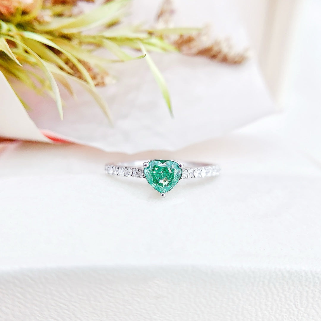 Heart-Shaped 18K Gold Green Diamond Straight Arm Ring with AGL Certificate - Premium Jewelry - Green Diamond Ring