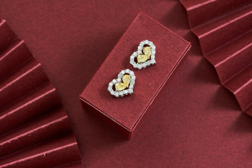 Heart-Shaped Diamond Duo Set Jewelry: Pendant & Earrings - Yellow Diamond Pendant