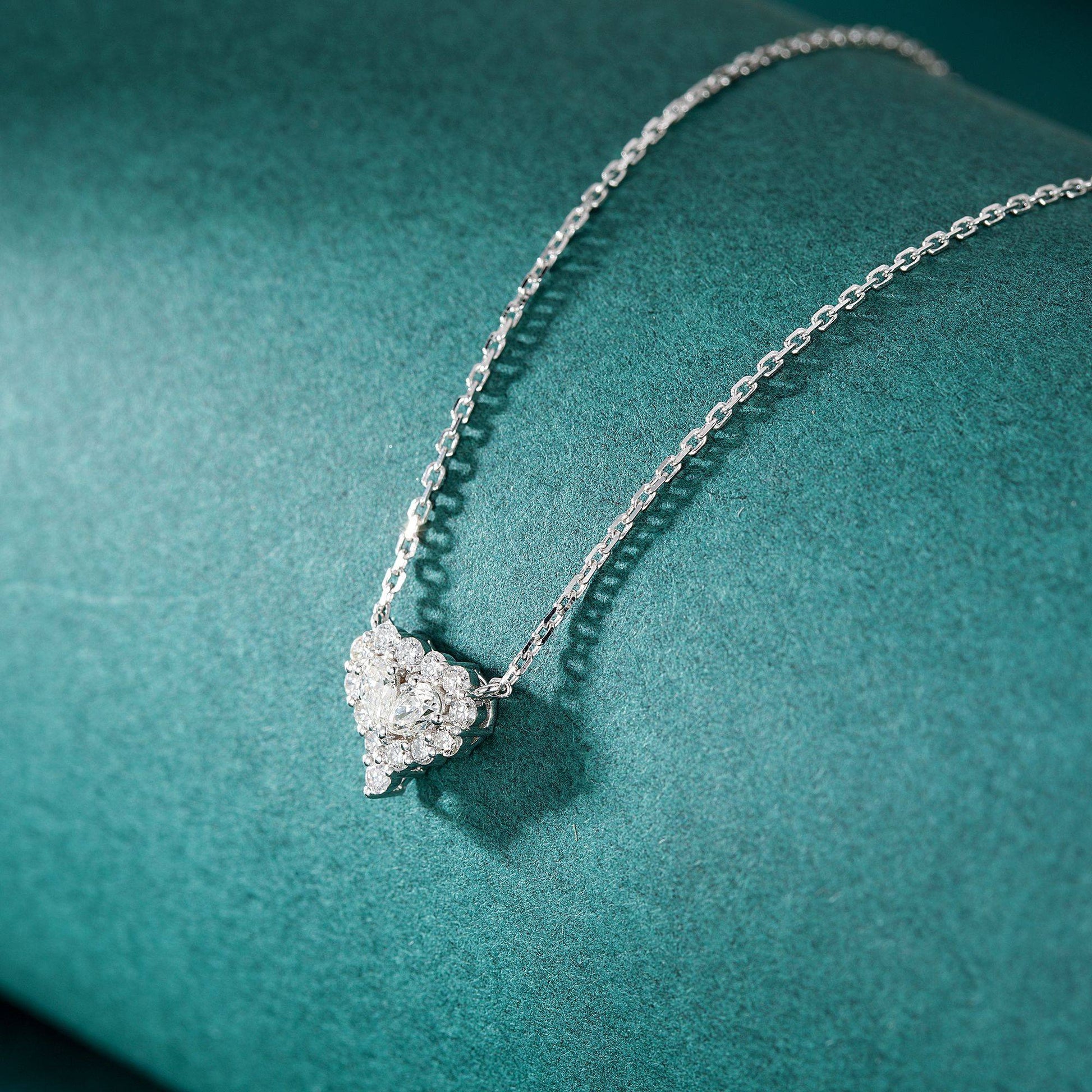 Heart-shaped Pendant with Diamond and Drop Design - Exquisite Jewelry - White Diamond Pendant