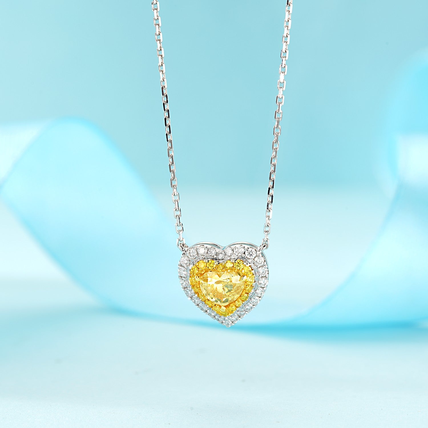 Heart-shaped Pendant with克拉Yellow Diamond - Premium Jewelry - Yellow Diamond Pendant