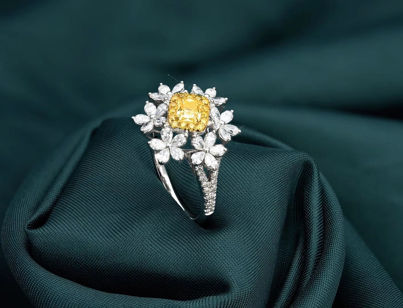 💎黄钻6花戒指 - Yellow Diamond Ring