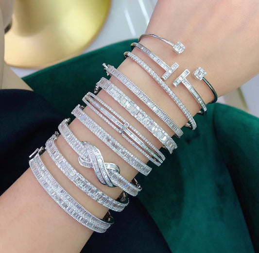 Jewelry Collection Spotlight: Exquisite Bracelet Sets - White Diamond Bracelet