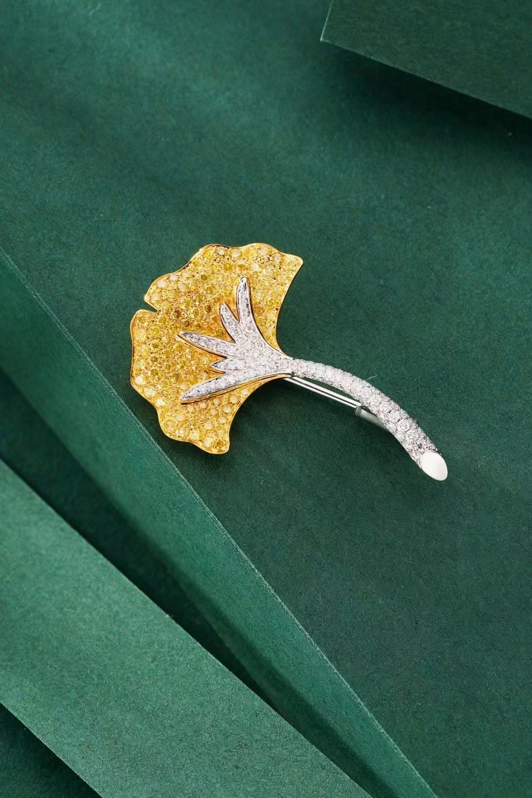 Lotus Leaf Brooch: A Unique and Elegant Jewelry Piece - Brooch