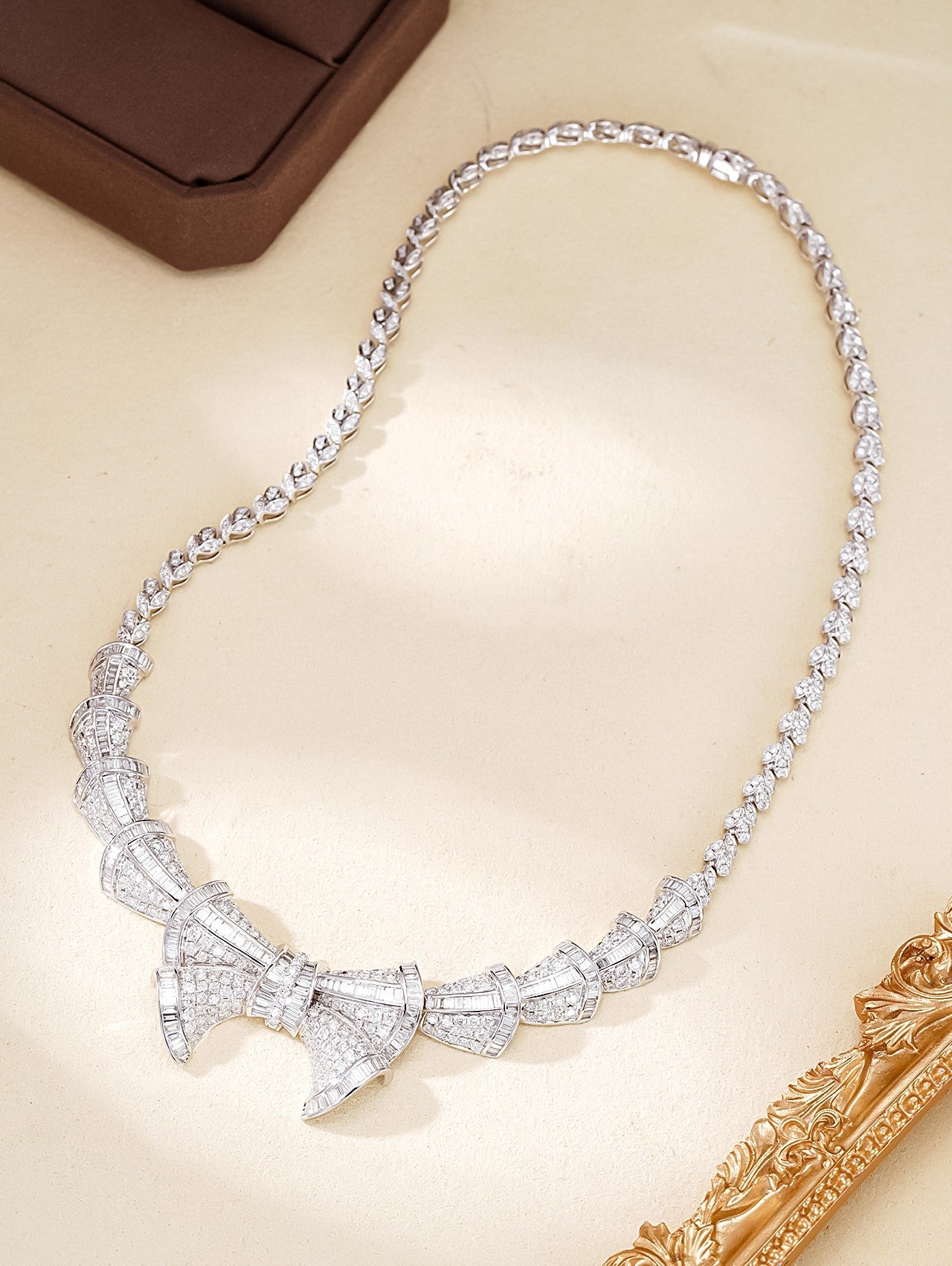 Luxurious Bowknot Pendant Set - Diamond Jewelry - White Diamond Necklace