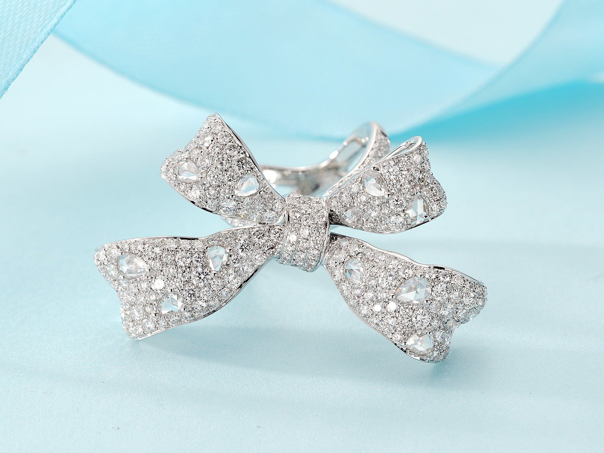 Luxurious Bowknot Ring - Premium Jewelry Collection - White Diamond Ring