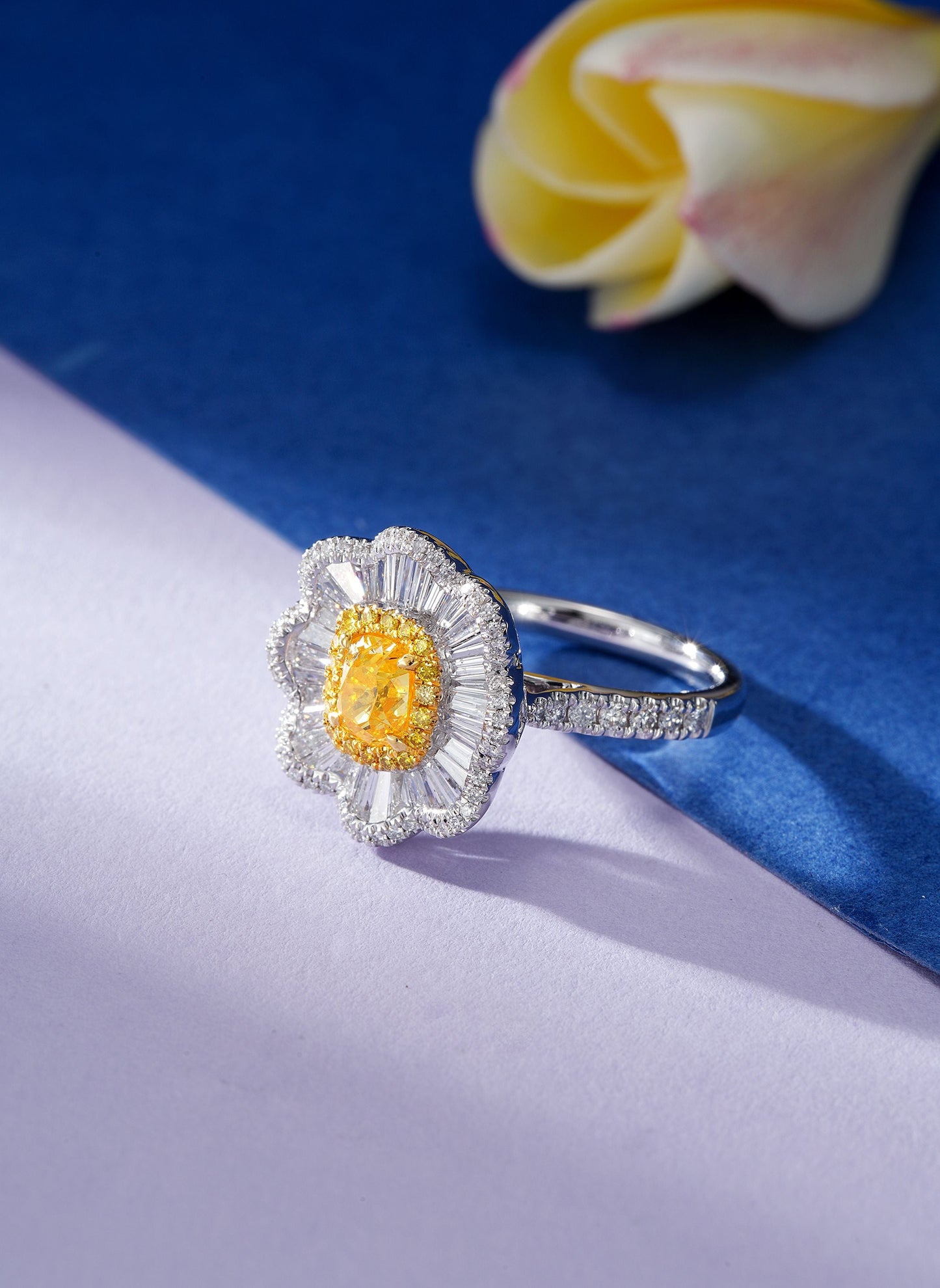 Luxurious Cushion-Cut Lace Two-Way Wear Ring - Premium Jewelry Jeweler.Jewelry