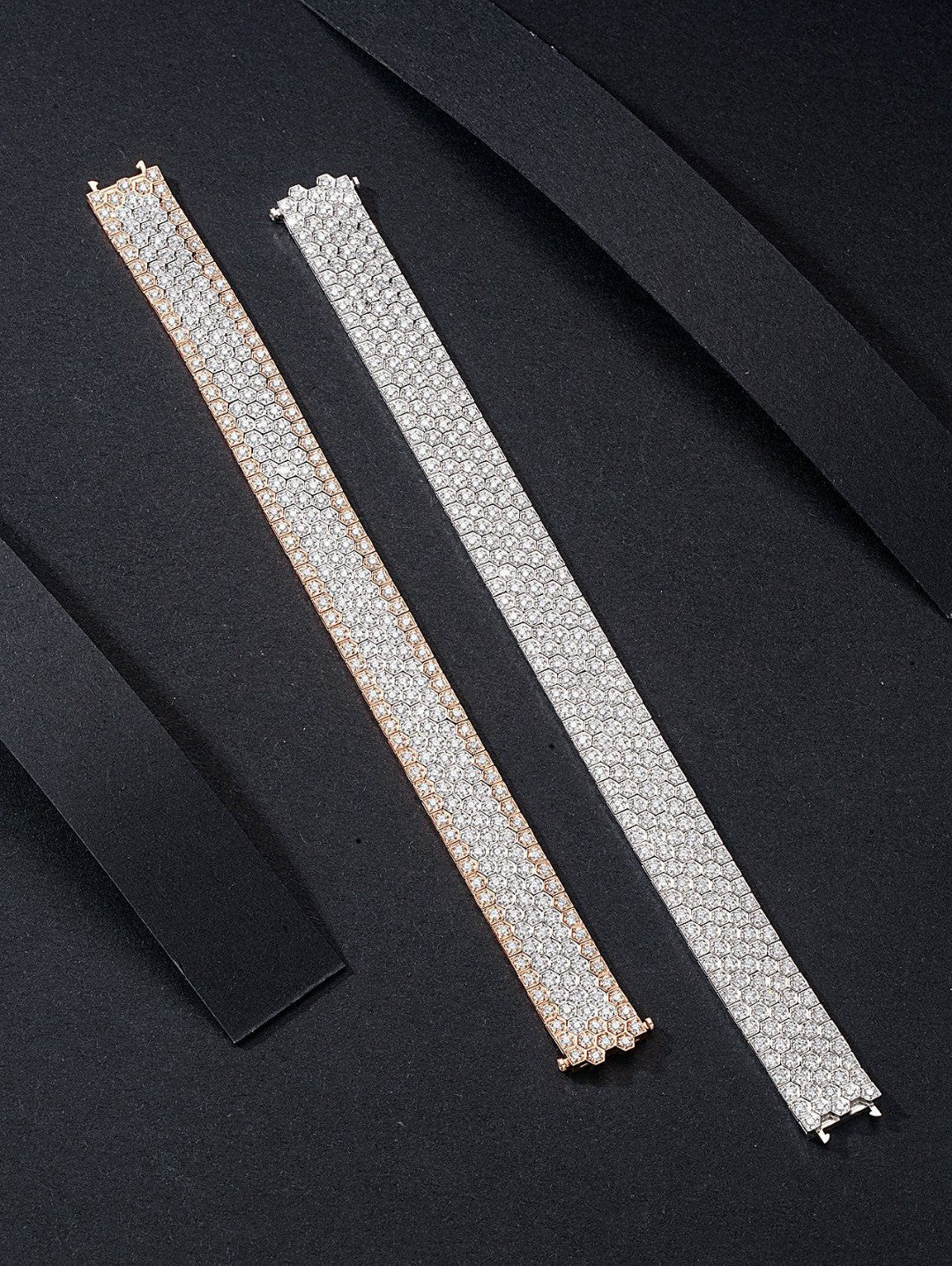 Luxurious Diamond Bracelet - A Sparkling Jewelry Gem - White Diamond Bracelet