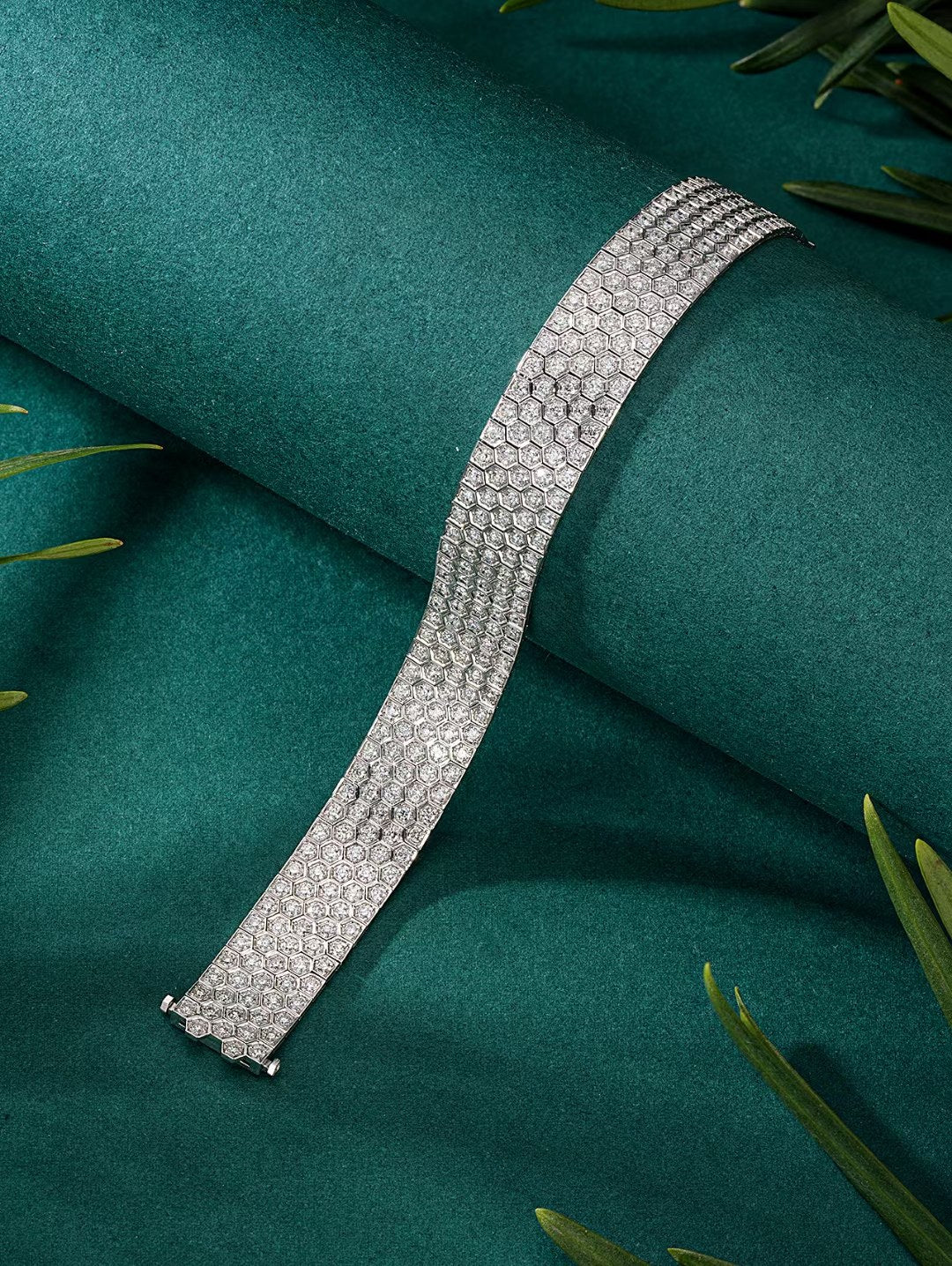 Luxurious Diamond Bracelet | Premium Jewelry Collection - White Diamond Bracelet