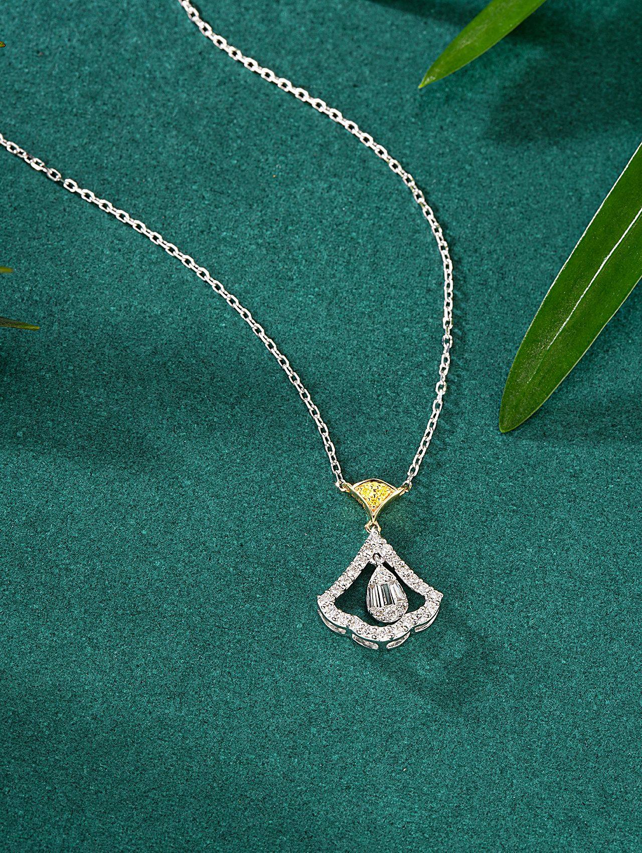 Luxurious Diamond-Embellished Yellow Diamond Pendant - Exquisite Jewelry - Yellow Diamond Pendant