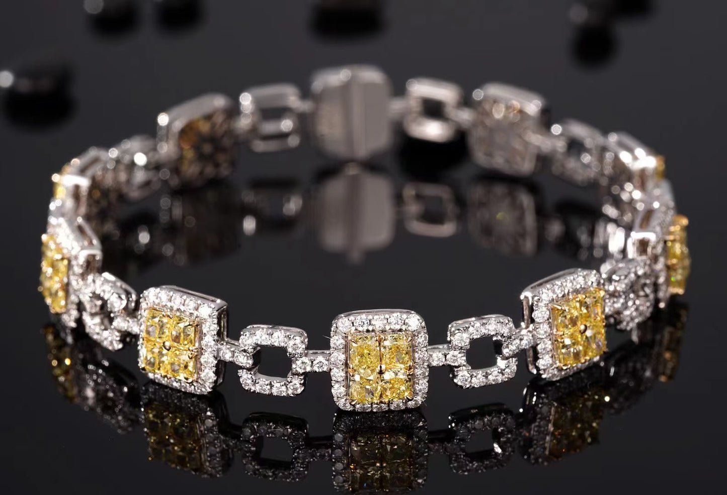 Luxurious Diamond-Encrusted Jewelry: Diamond Tianzi Bracelet - Yellow Diamond Bracelet