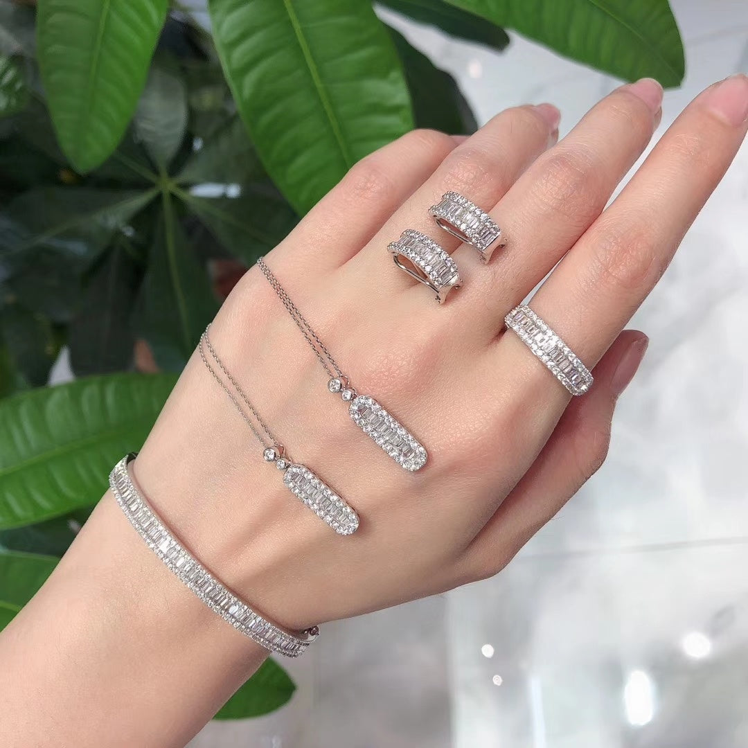 Luxurious Diamond Jewelry Set - A Must-Have for Every Jewelry Collection - White Diamond Set System