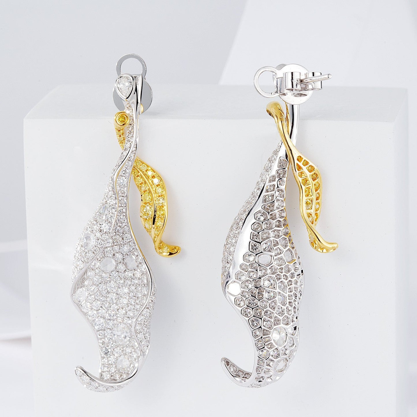 Luxurious Diamond Leaf Earrings - A Sparkling Jewelry Piece Jeweler.Jewelry