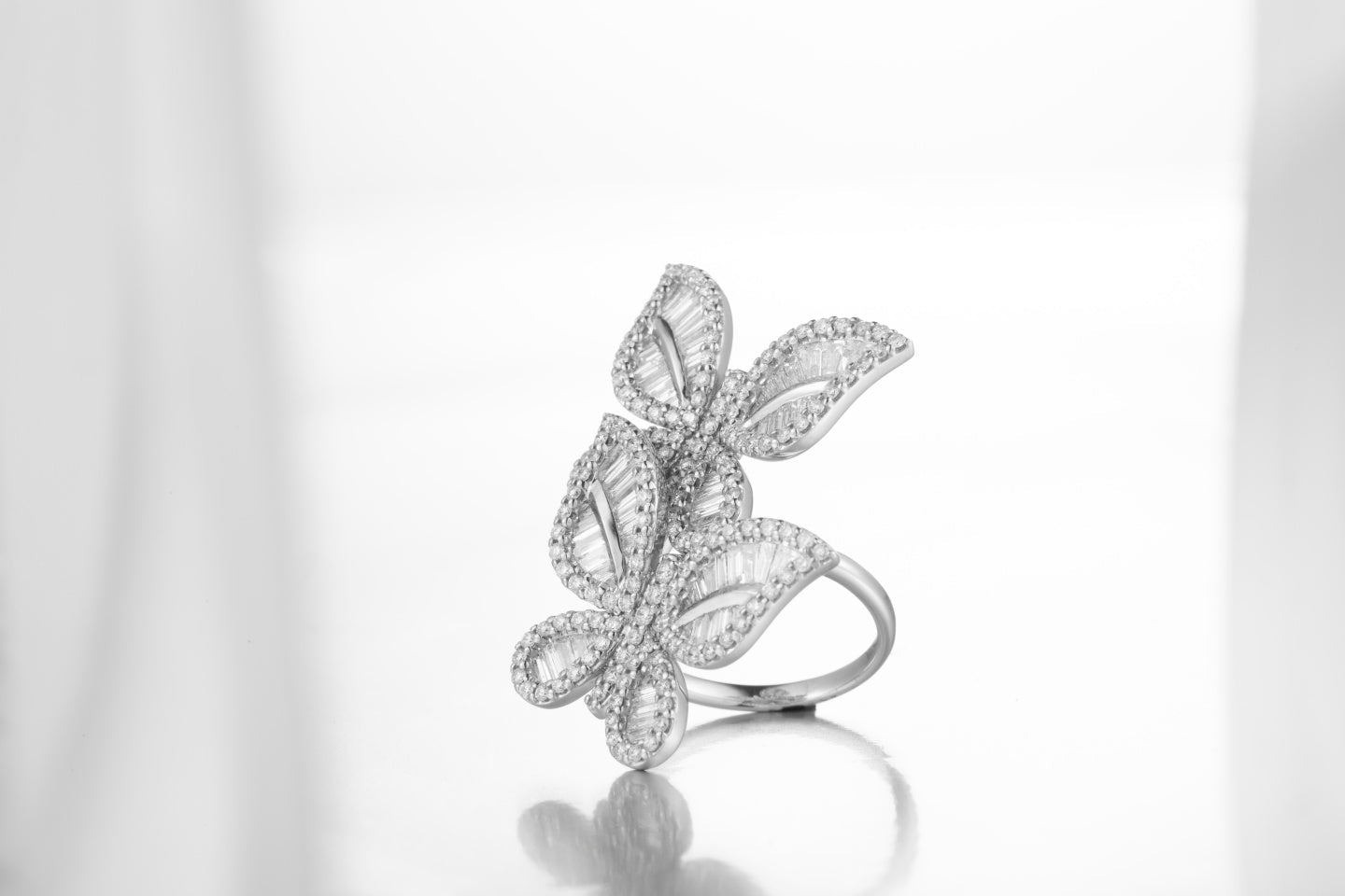 Luxurious Double Butterfly Large Ring - Premium Jewelry - White Diamond Ring