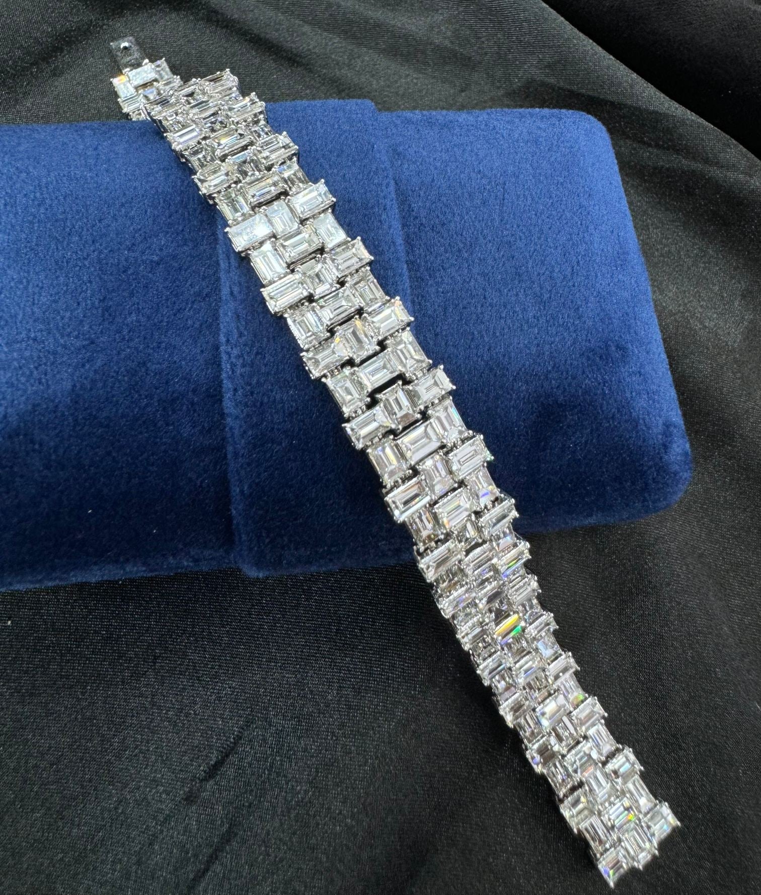 Luxurious Full Diamond Emerald Cut Diamond Bracelet - Premium Jewelry - White Diamond Bracelet