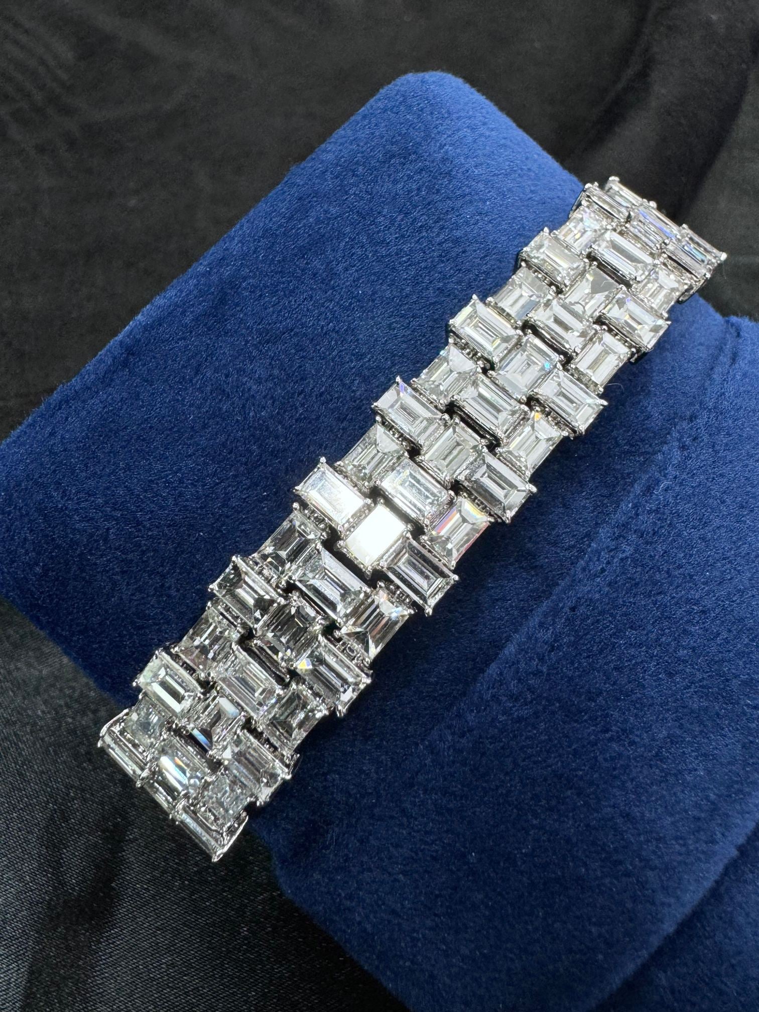 Luxurious Full Diamond Emerald Cut Diamond Bracelet - Premium Jewelry - White Diamond Bracelet