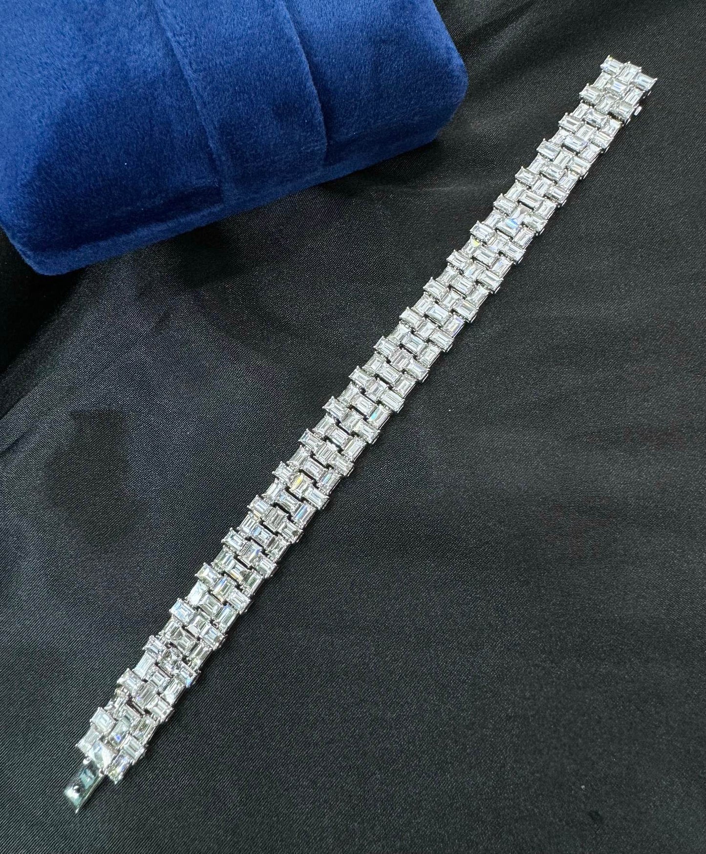 Luxurious Full Diamond Emerald Cut Diamond Bracelet - Premium Jewelry - White Diamond Bracelet