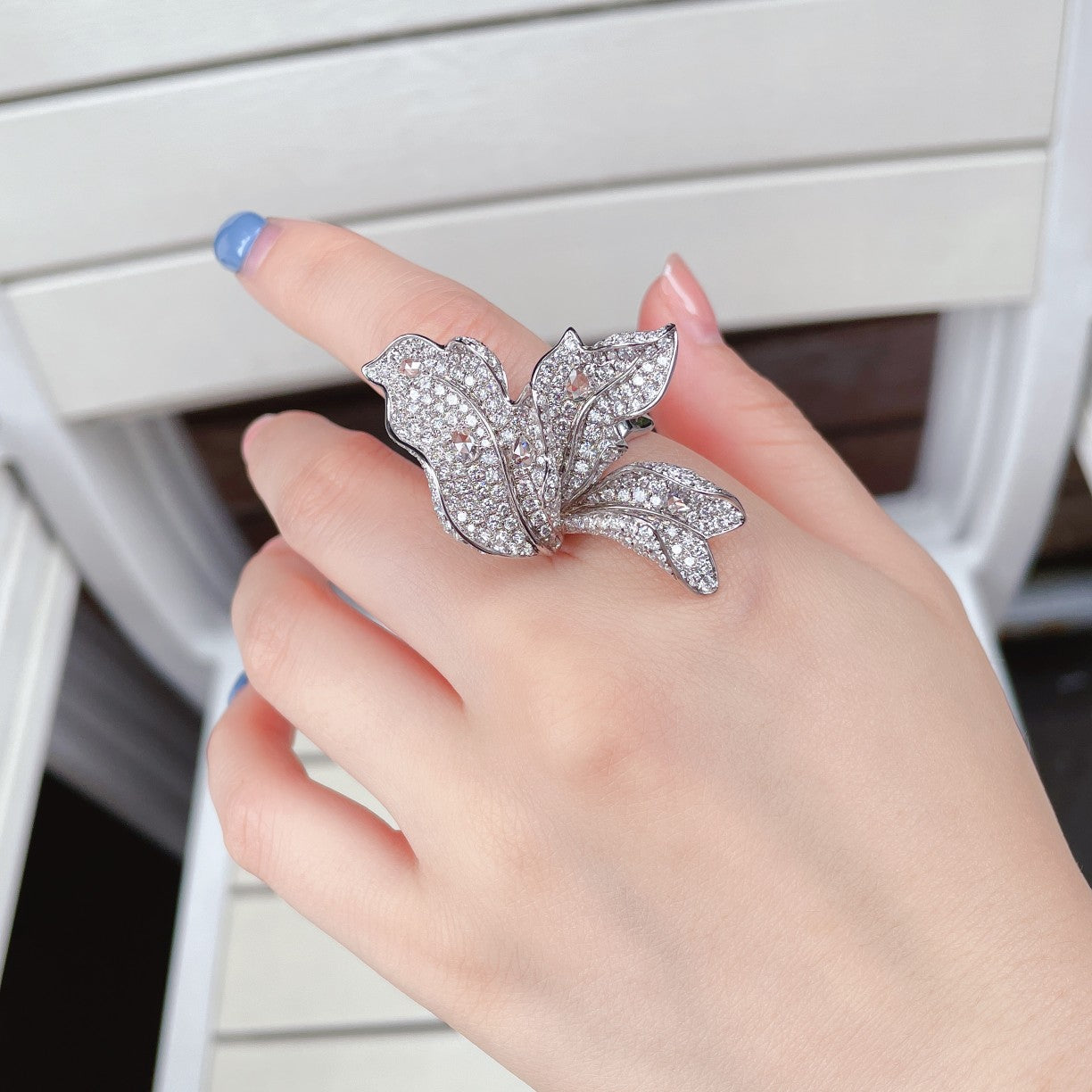 Luxurious Large Clover Ring - Premium Jewelry Collection - White Diamond Ring