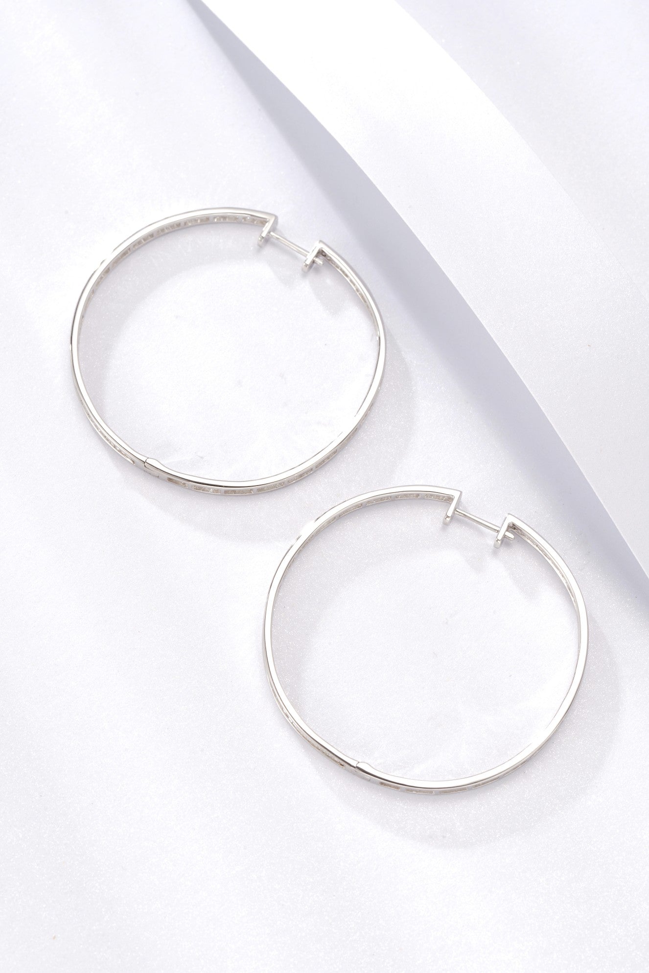 Luxurious Large Hoop Earrings with Diamond Accent - Premium Jewelry - Jeweler.Jewelry