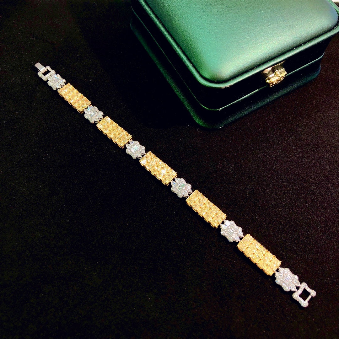 Luxurious Large Pendant Bracelet - Exquisite Jewelry Piece - Yellow Diamond Bracelet