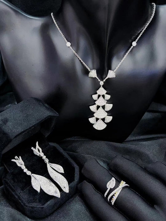 Luxurious Leaf Jewelry Set – A Sparkling Embrace of Nature’s Elegance - White Diamond Set System