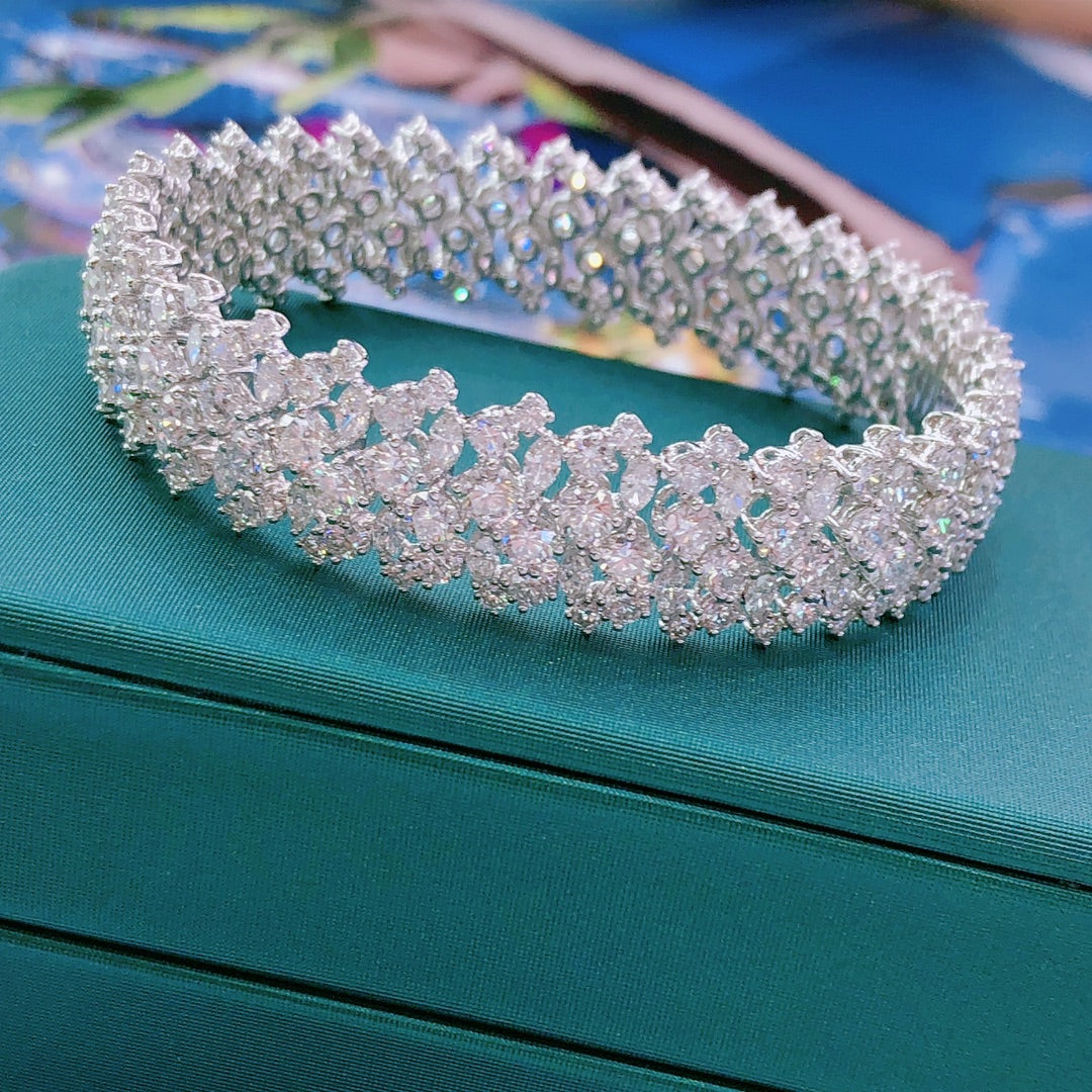 Luxurious Marquise Diamond Bracelet - Premium Jewelry Collection - Colored Diamond Bracelet