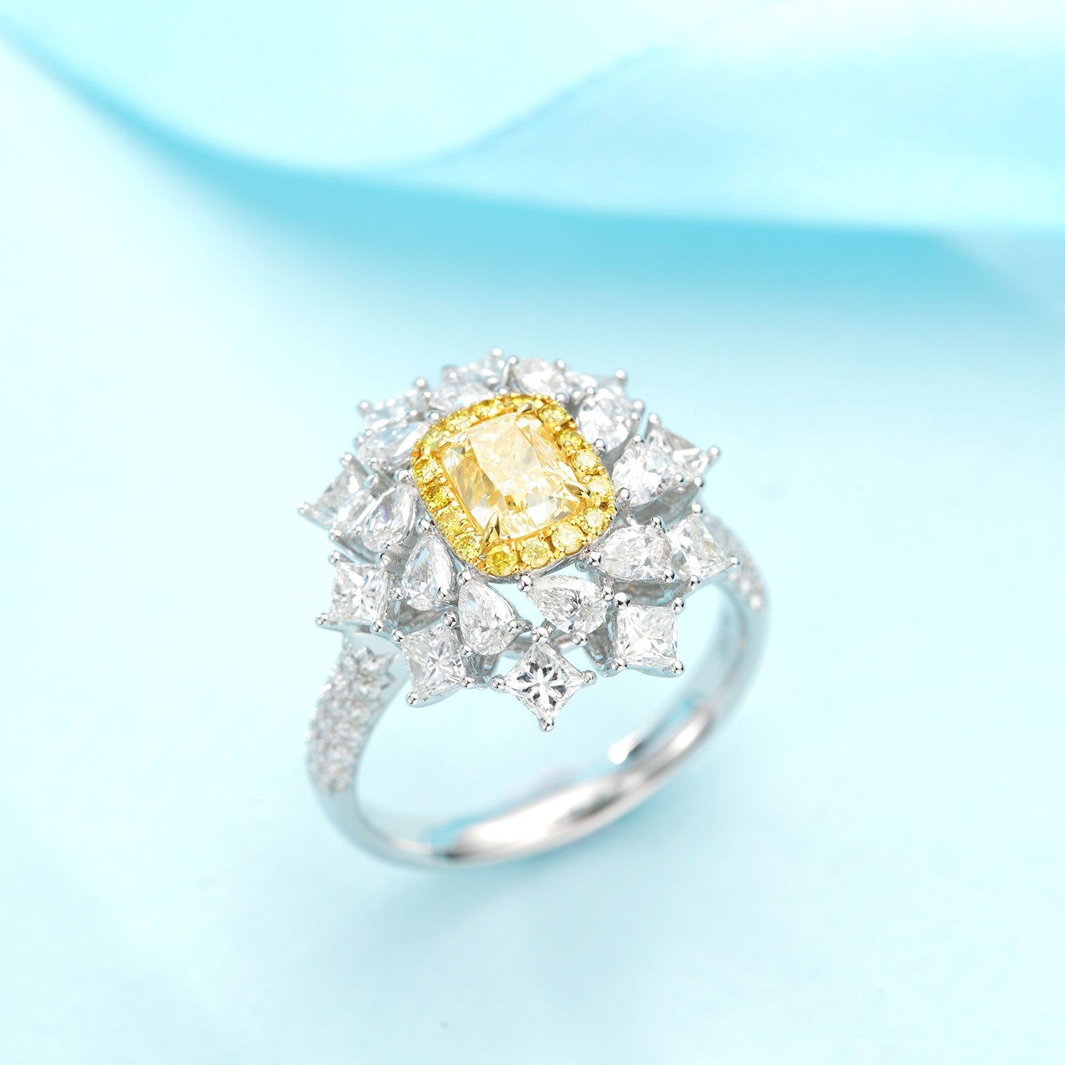 Luxurious Princess Cut Diamond Ring - A Jewelry Gem - Yellow Diamond Ring