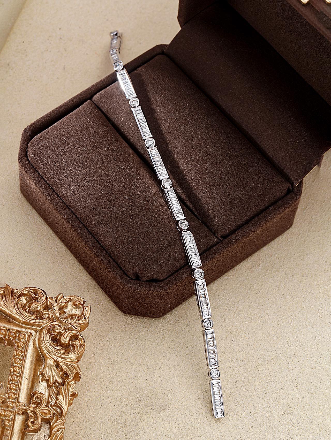 Luxurious T-Square Diamond Bracelet - Premium Jewelry Collection - White Diamond Bracelet