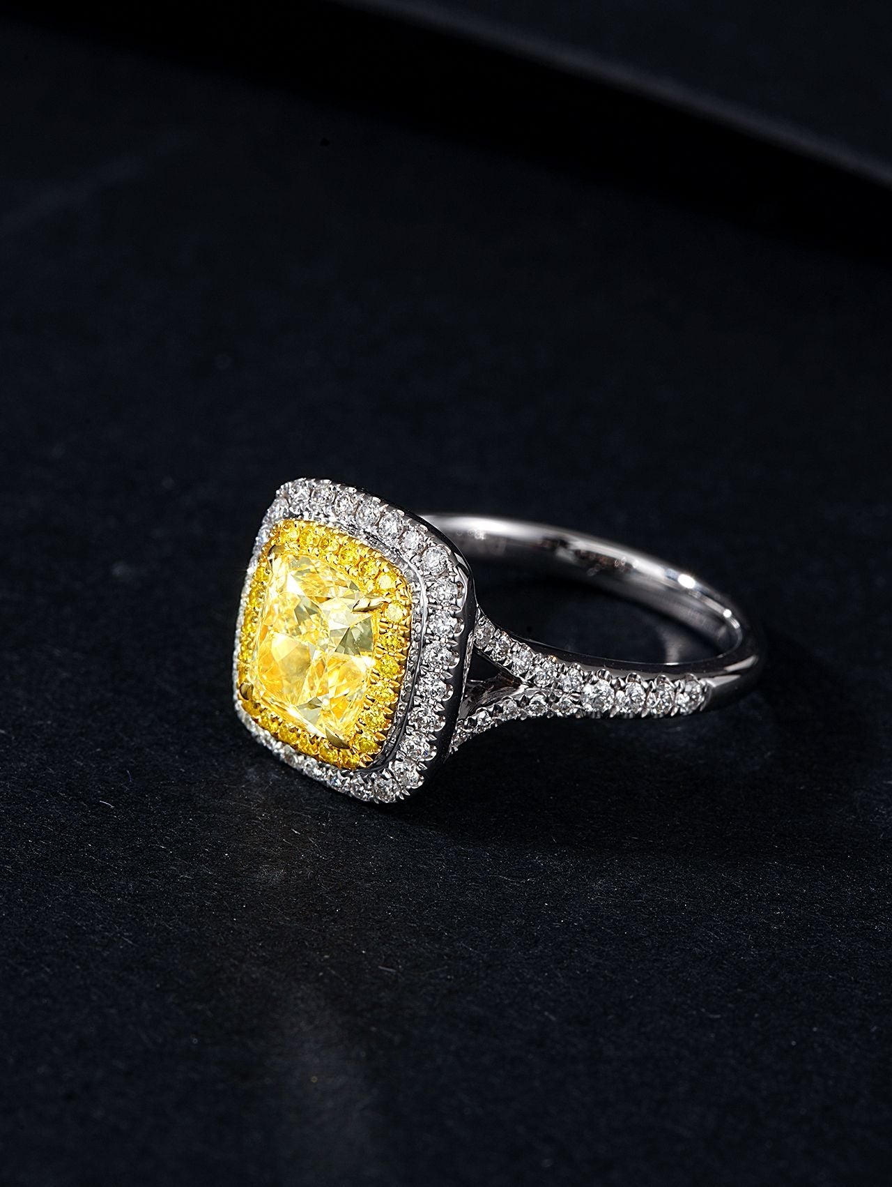 Luxurious Yellow Diamond 2-Carat Y-Arm Cushion Ring Jewelry - Yellow Diamond Ring