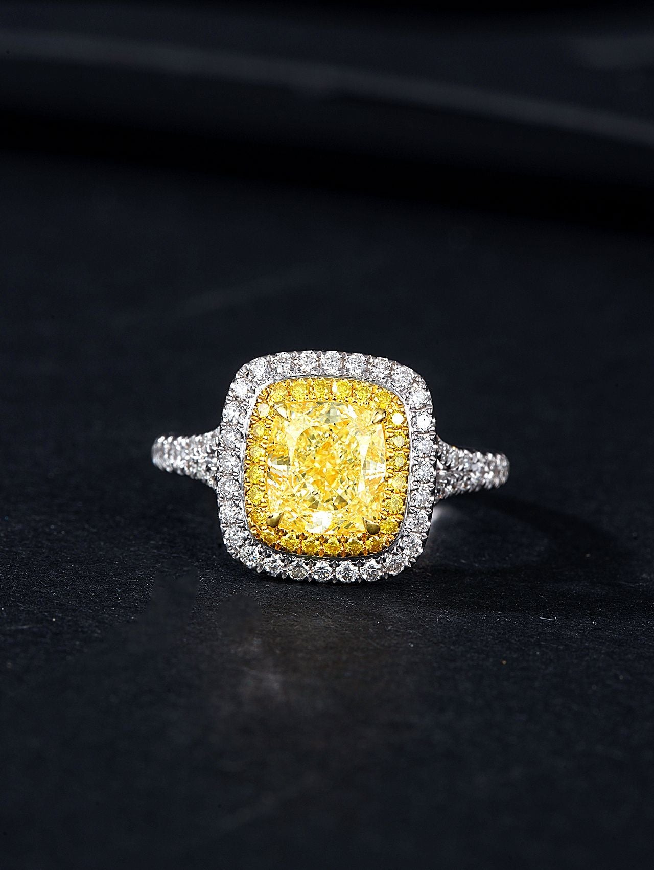 Luxurious Yellow Diamond 2-Carat Y-Arm Cushion Ring Jewelry - Yellow Diamond Ring